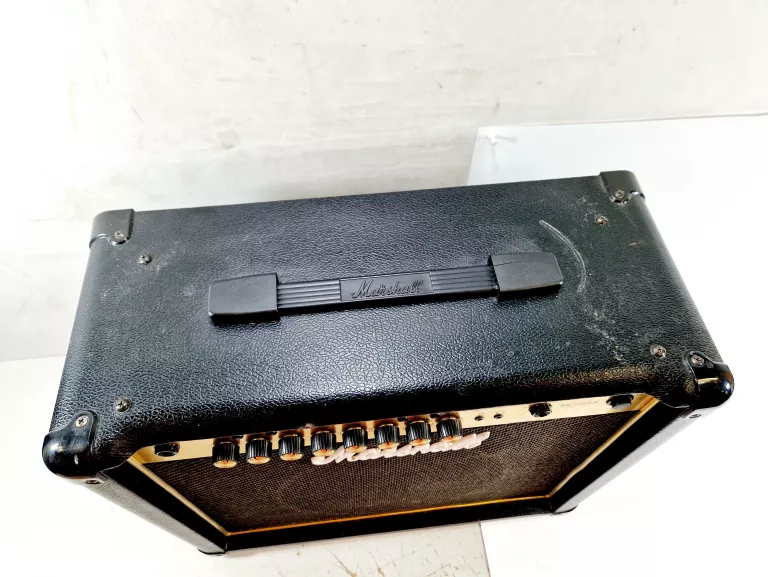 WZMACNIACZ GITAROWY MARSHALL MG30CFX GOLD | COMBO