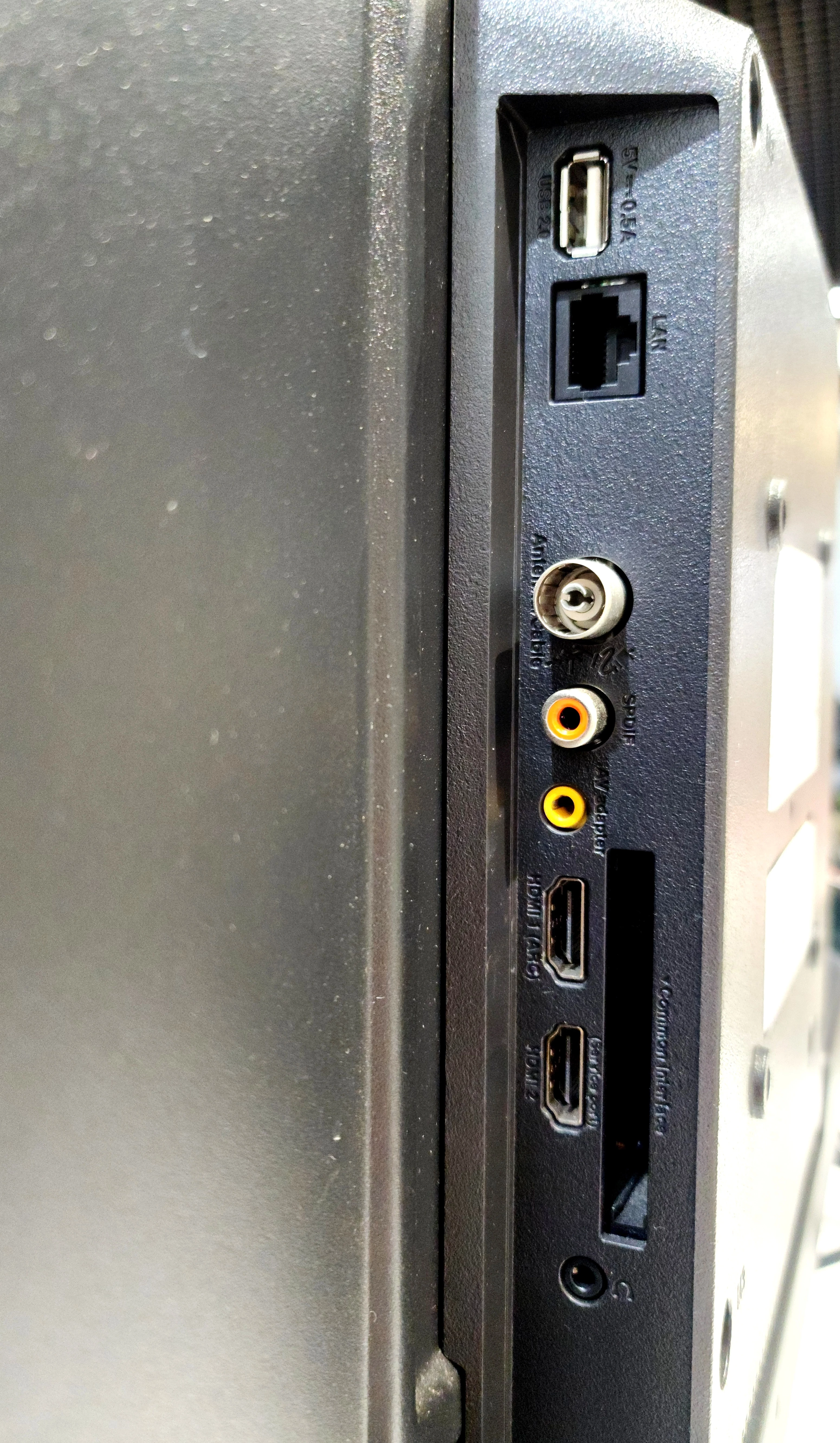 telewizor-led-thomson-32hd3301-32-cale-marka-211398-249522