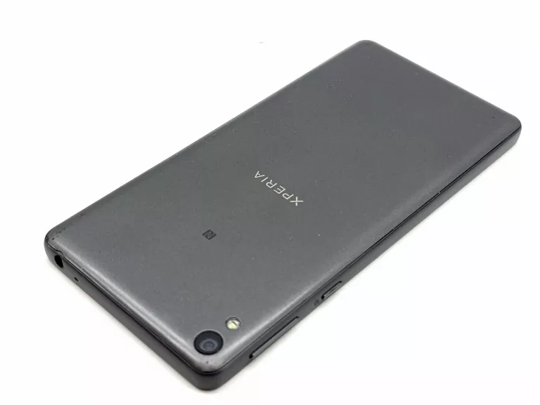 TELEFON SONY XPERIA E5 1,5+16GB