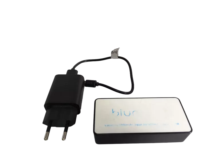 POWERBANK BLUN S5-500 5600 MAH + ŁADOWARKA
