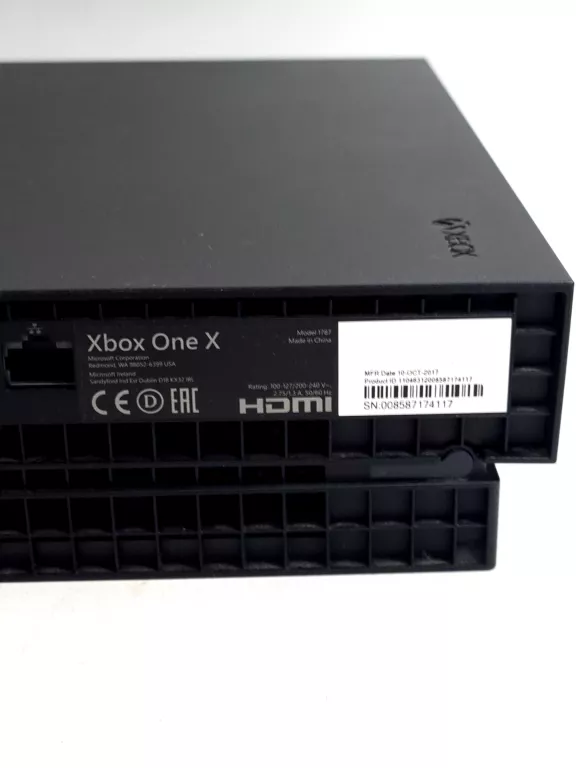 KONSOLA MICROSOFT XBOX ONE X 1TB + PAD CZARNA 5 GRY PUDEŁKO