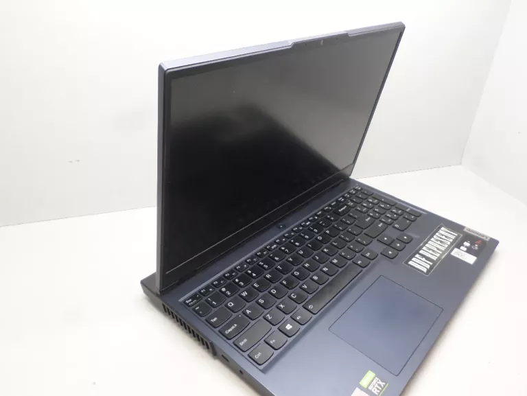 LAPTOP LENOVO LEGION 5 15ACH6H 15,6 " AMD RYZEN 5 16 GB / 512 GB