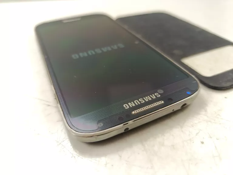 TELEFON SAMSUNG GALAXY S4