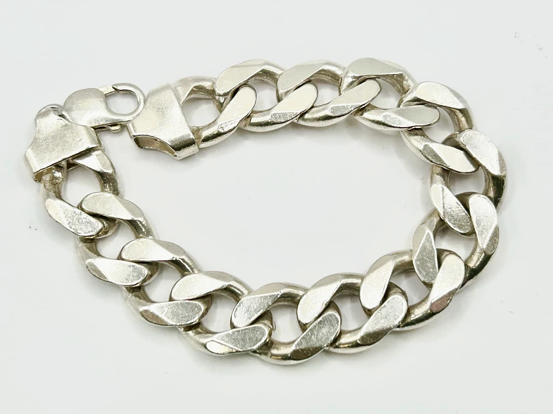 masywna-srebrna-bransoletka-925-9434-g-23-cm-splot-2208-1