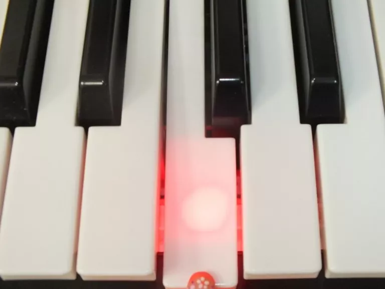KEYBOARD YAMAHA EZ-220+ STATYW
