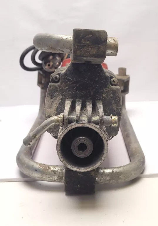 WIBRATOR DO BETONU YATO YT-82601 / BUŁAWA