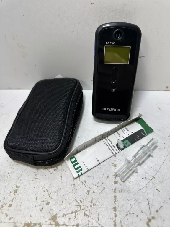 ALKOMAT ALCOFIND DA-8100 /POKROWIEC