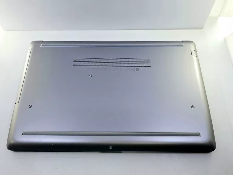 LAPTOP HP 256 G7 AMD A6 4GB 256GB SSD