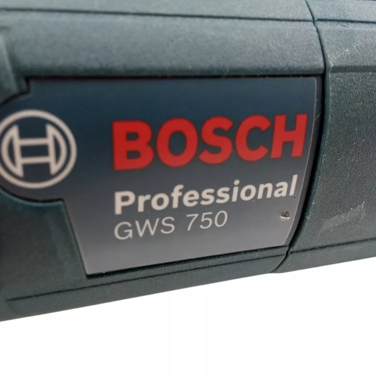 SZLIFIERKA KĄTOWA BOSCH GWS 750