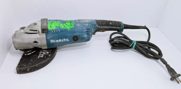 SZLIFIERKA MAKITA GA9020R