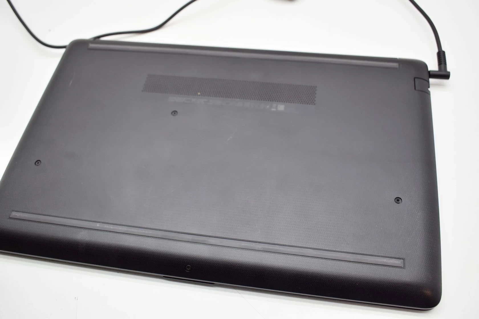 laptop-hp-15-db0932nd-amd-a9-9425-8gb-win-10-pojemnosc-dysku-128