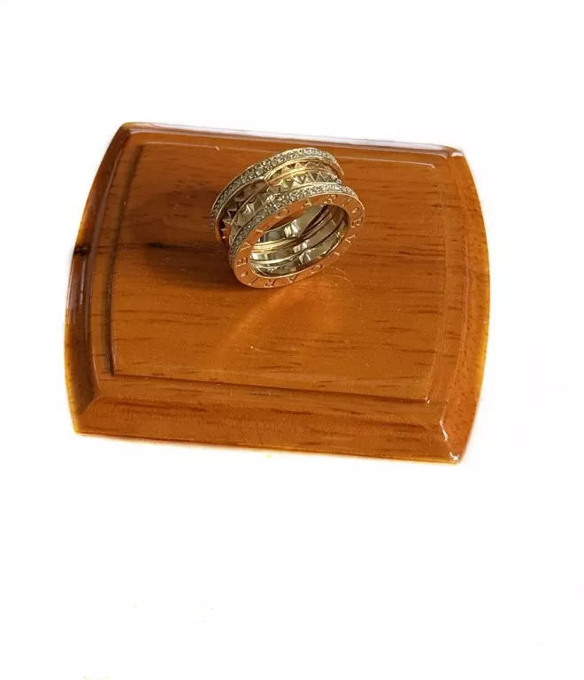 piekny-pierscionek-bvlgari-rodzaj-2205-2