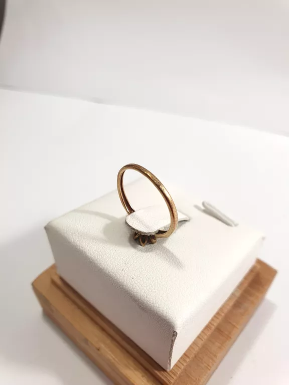 ŁADNY ZŁOTY PIERŚCIONEK  PRÓBY  333