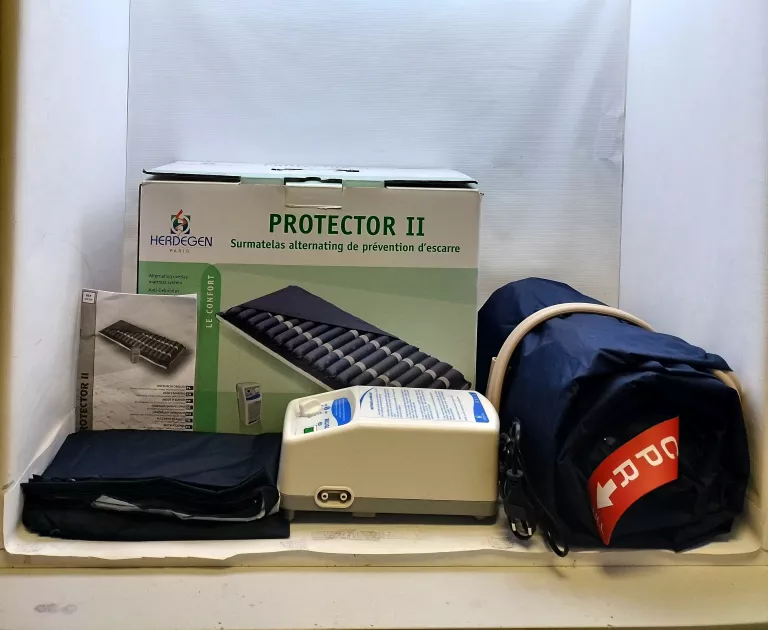 MATERAC PRZECIWODLEŻYNOWY HERDEGEN PROTECTOR 2 W PUDEŁKU