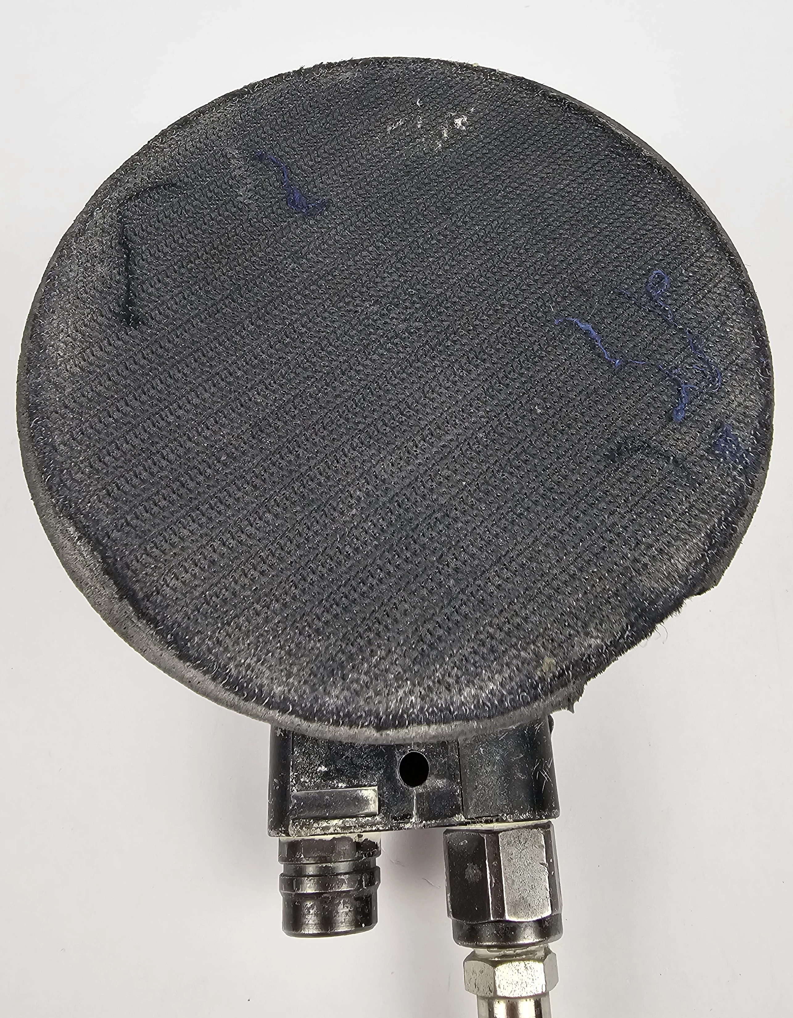 szlifierka-rotacyjno-oscylacyjna-hexo-125-mm-hx-5237-srednica-tarczy-125