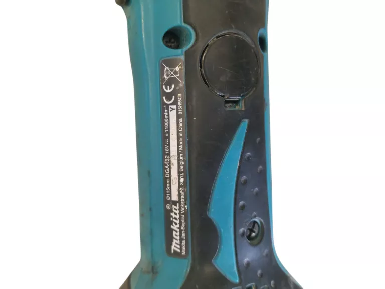 SZLIFIERKA KĄTOWA MAKITA DGA452