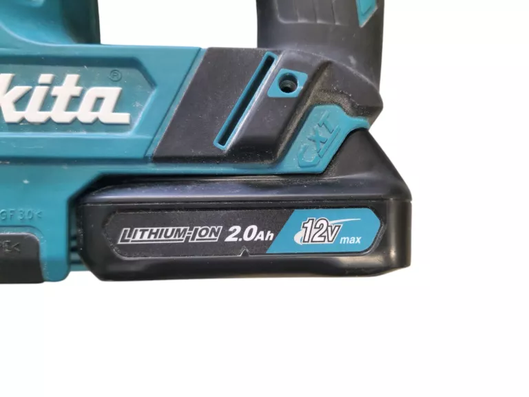 MŁOTOWIERTARKA MAKITA HR140D