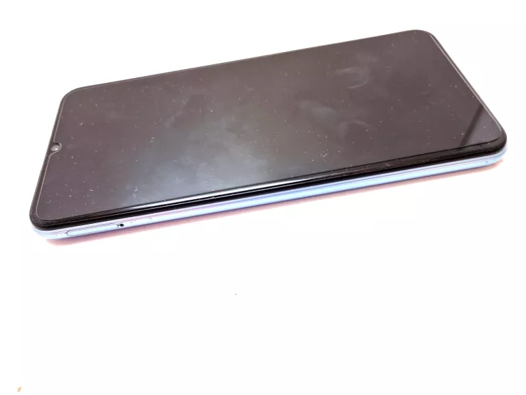 TELEFON VIVO V2028 BN