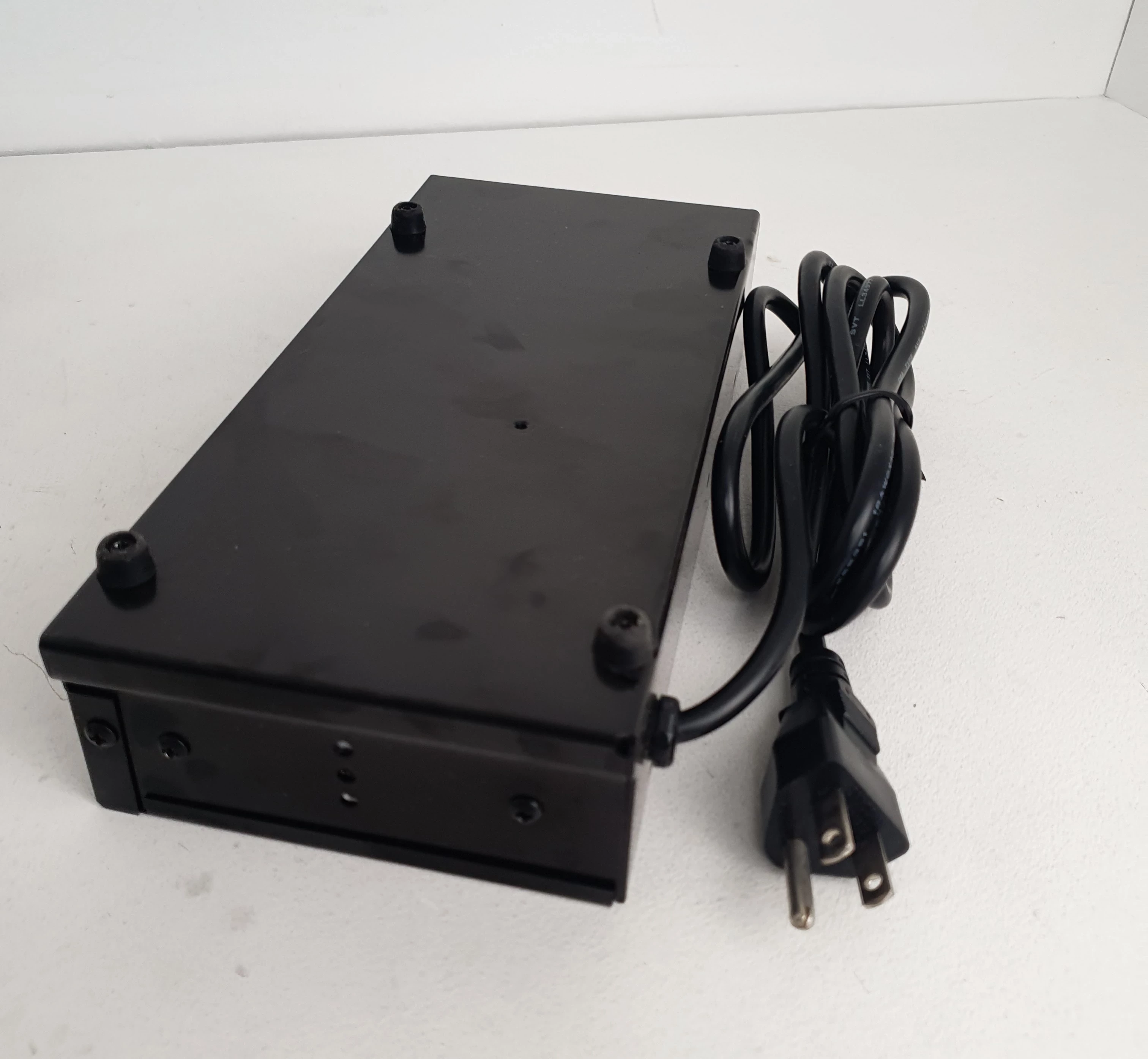 hobbico-konwerter-napiecia-przetwornica-110220-v-stan-11323-2