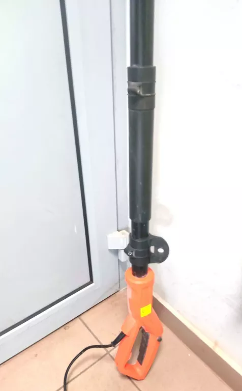 PILARKA ELEKTRYCZNA NA WYSIĘGNIKU SF7J307C