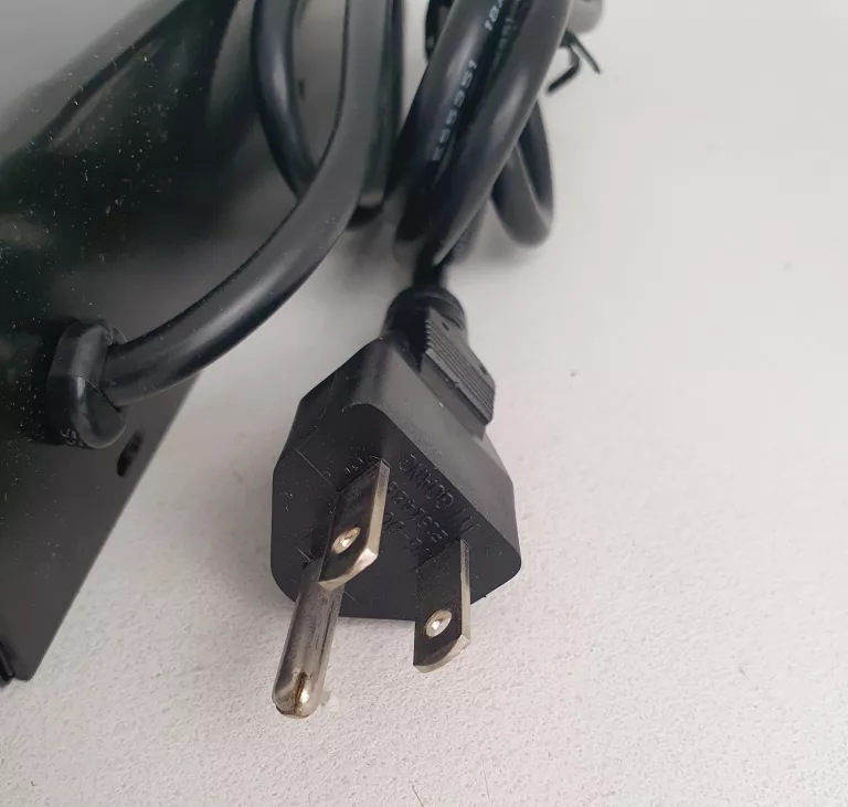 hobbico-konwerter-napiecia-przetwornica-110220-v-marka-248135-859076