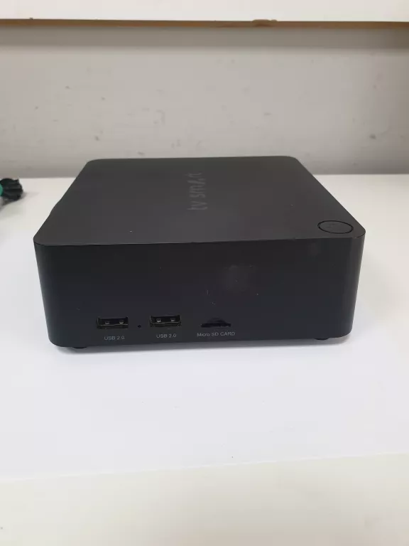 TV SMART 4K BOX DV8981 + PILOT