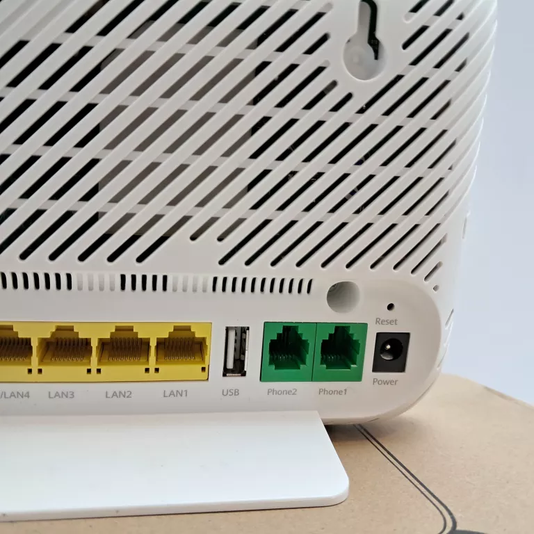 ROUTER HUAWEI DN8245X6