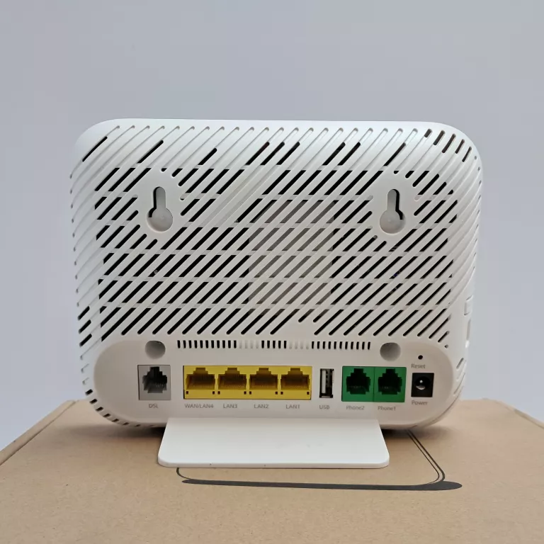 ROUTER HUAWEI DN8245X6