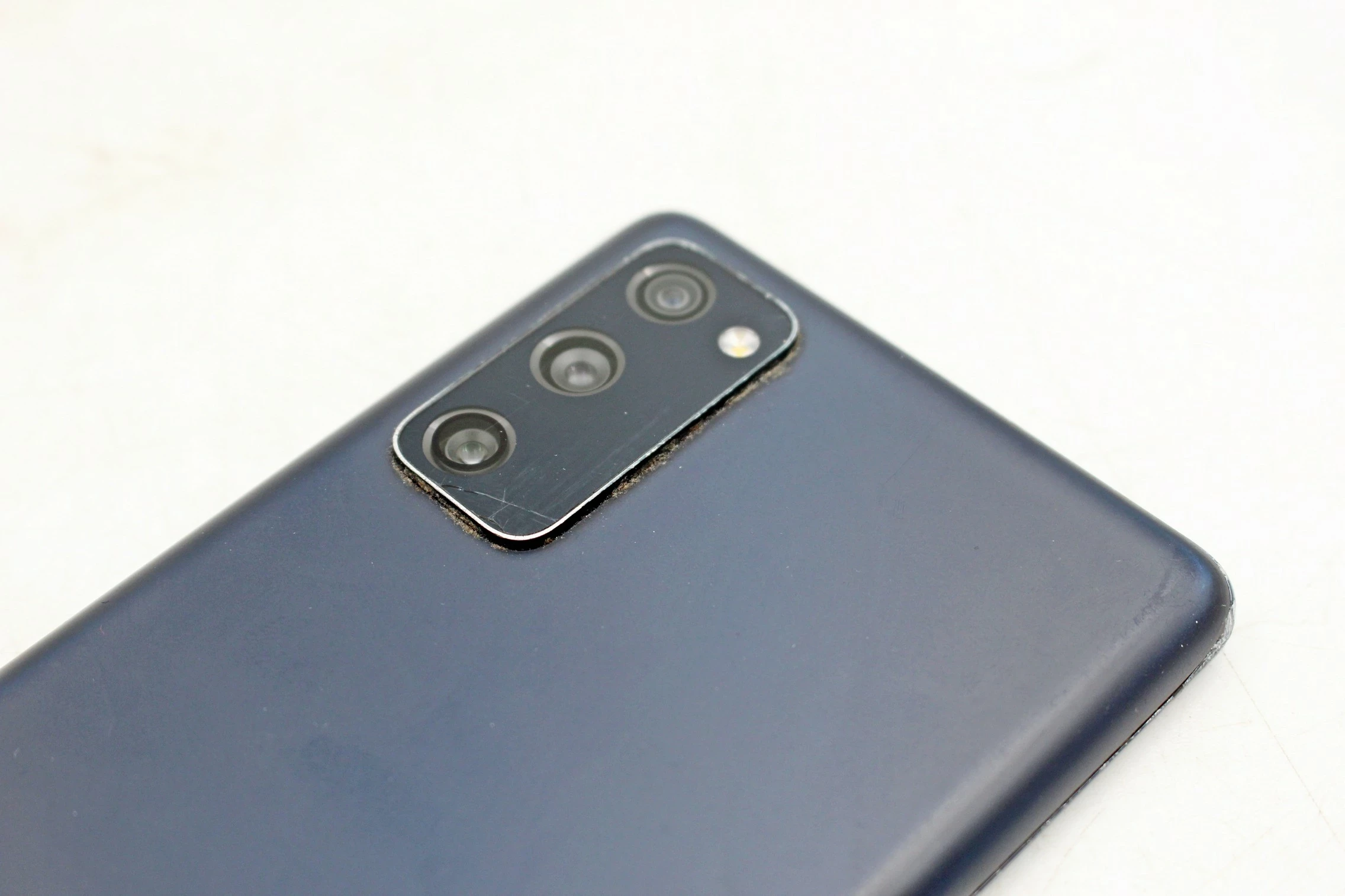 telefon-samsung-galaxy-s20-fe-zbity-kod-producenta-sm-g780fzbdeub