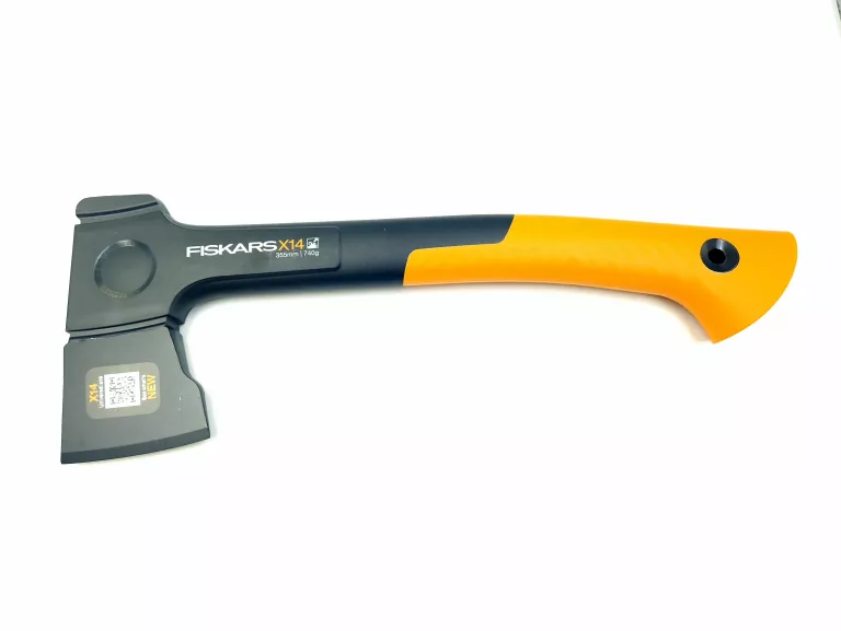 FISKARS X-SERIES SIEKIERA UNIWERSALNA X14 OSTRZE XS CIESIELSKA