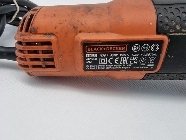 SZLIFIERKA KĄTOWA BLACK&DECKER BEG220