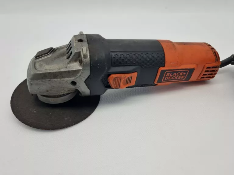 SZLIFIERKA KĄTOWA BLACK&DECKER BEG220