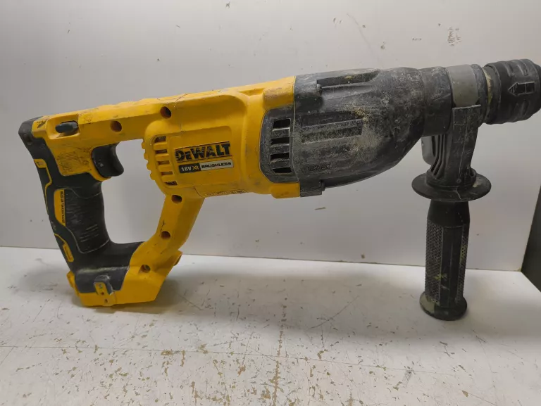 MŁOTOWIERTARKA DEWALT DCH133 18V *BODY*