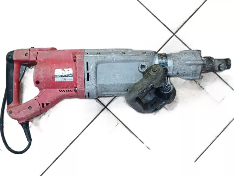 MŁOT WYBURZENIOWY MILWAUKEE 900K 1600W WALIZKA
