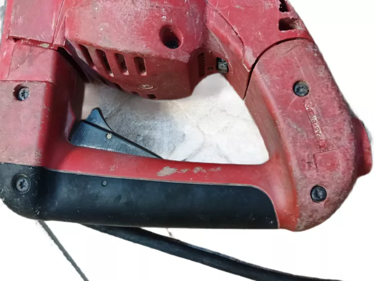 MŁOT WYBURZENIOWY MILWAUKEE 900K 1600W WALIZKA