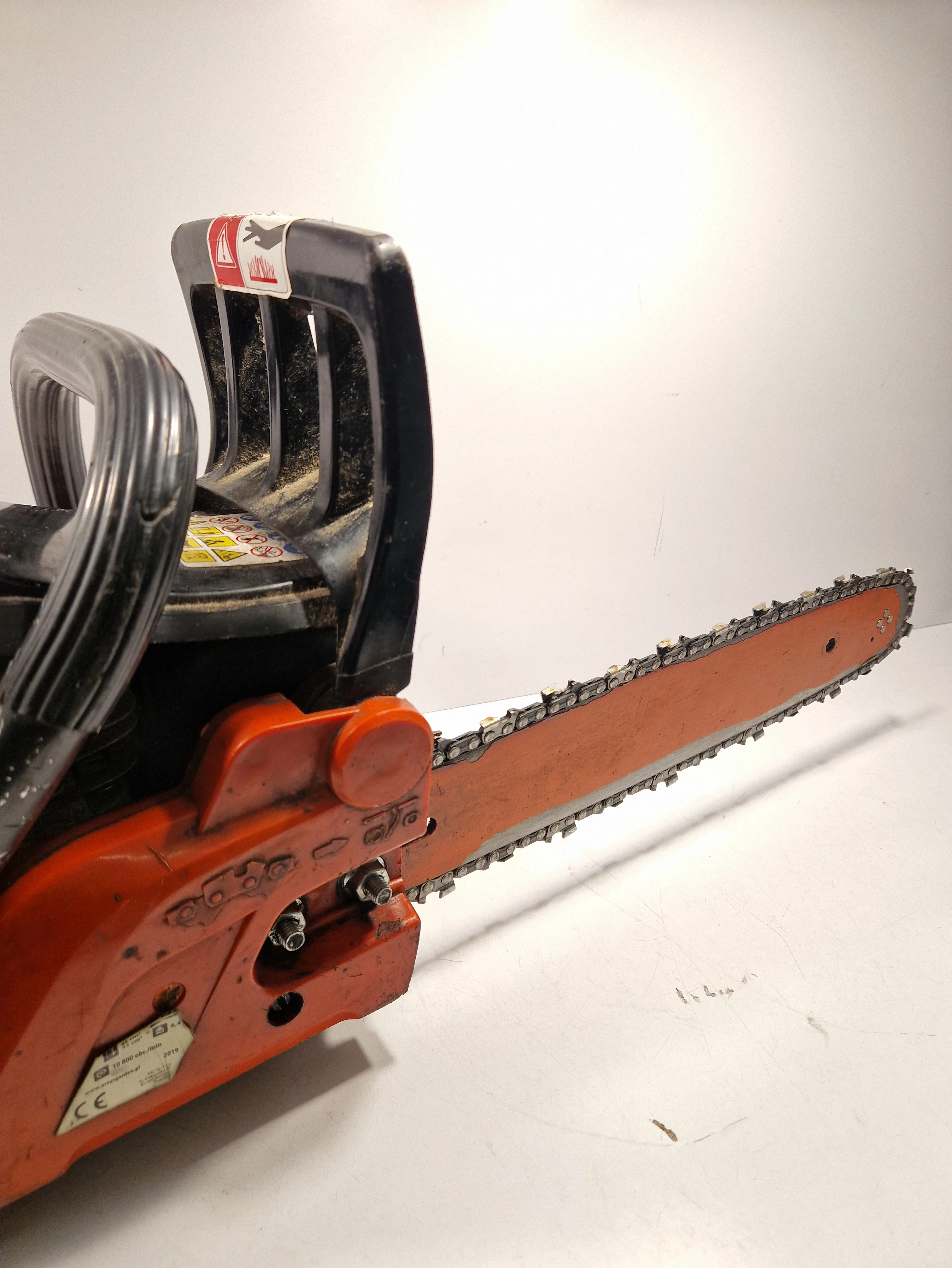 pila-spalinowa-ursus-stan-11323-2