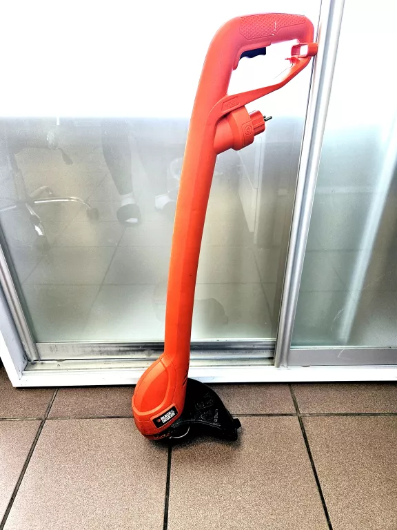 BLACK DECKER PODKASZARKA GL250
