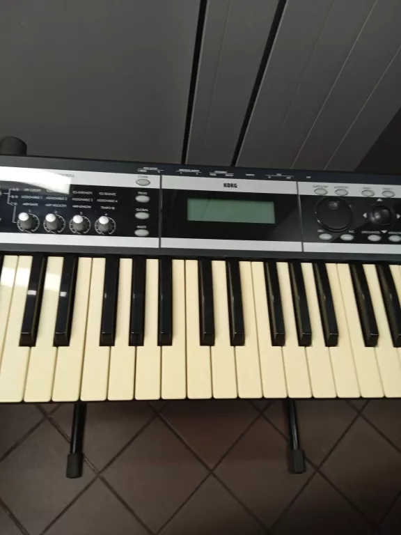 SYNTEZATOR KORG X 50-61 + STOJAK + OKABLOWANIE + STROWNIKI