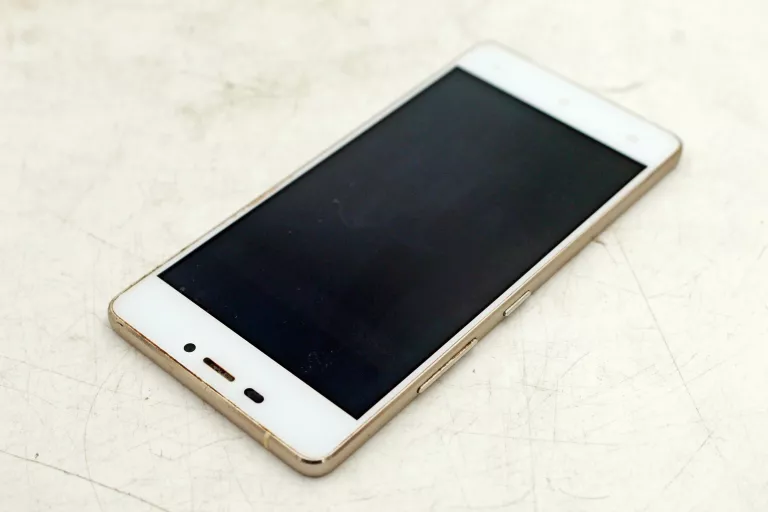 TELEFON SMARTFON KAZAM TORNADO 348