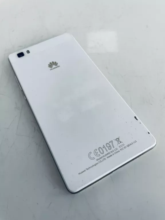 TELEFON HUAWEI P8 LITE 2 GB / 16 GB 4G (LTE) BIAŁY