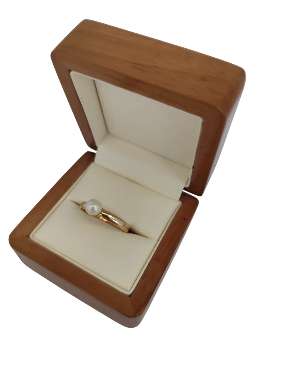 zloty-pierscionek-585-259-r-215-rozmiarsrednica-wew-mm-372-21