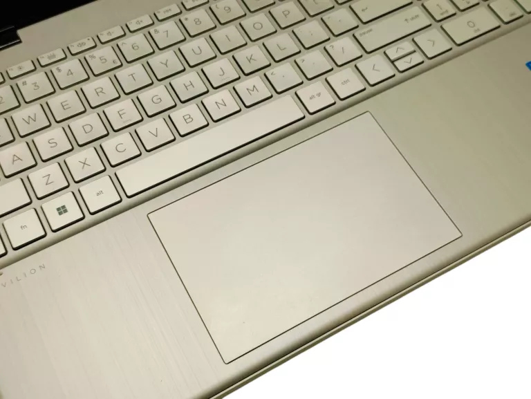 laptop-hp-pavilion-x360-15-er1420nw-156-intel-core-i5-8-gb-512-gb-kod-producenta-er1420nw