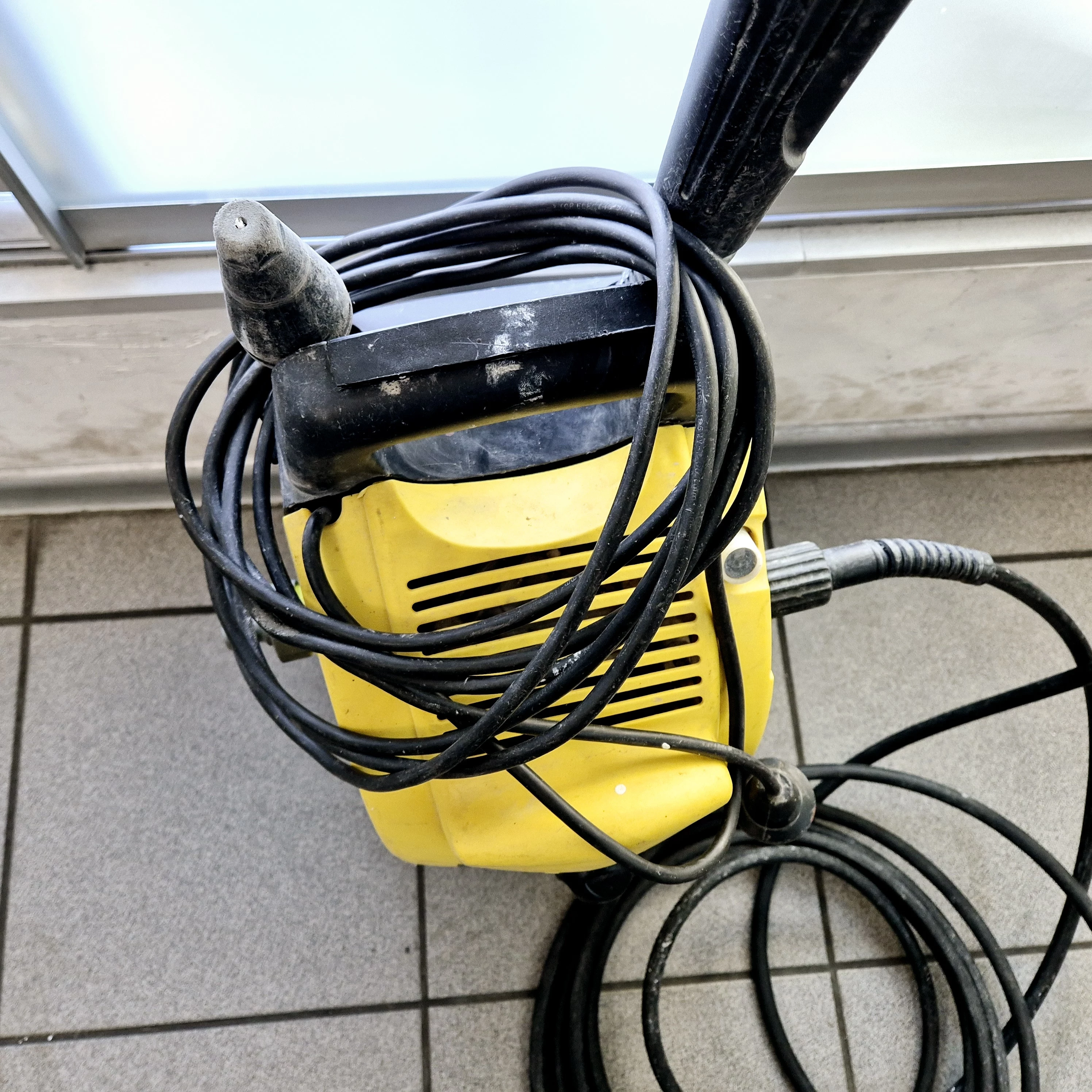 myjka-cisnieniowa-karcher-k520-maksymalna-moc-200000