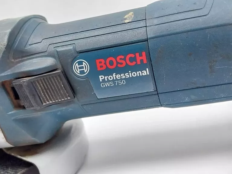 SZLIFIERKA KĄTOWA BOSH PWS 750