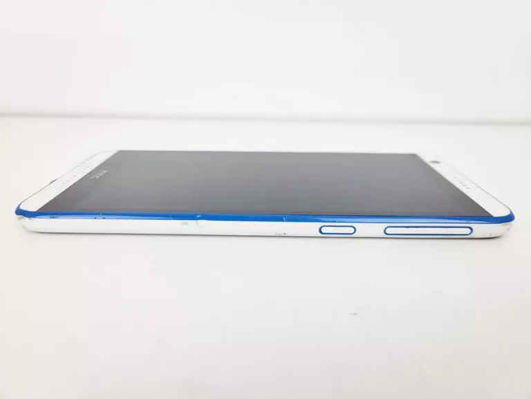 TELEFON HTC DESIRE 820 2GB/16GB----OPIS