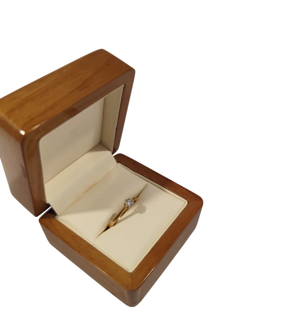 zloty-pierscionek-z-diamentem-585-112g-r-13-stan-11323-2