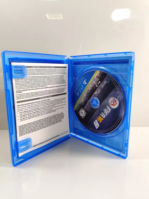 GRA PS4 FIFA 16 DELUXE EDITION