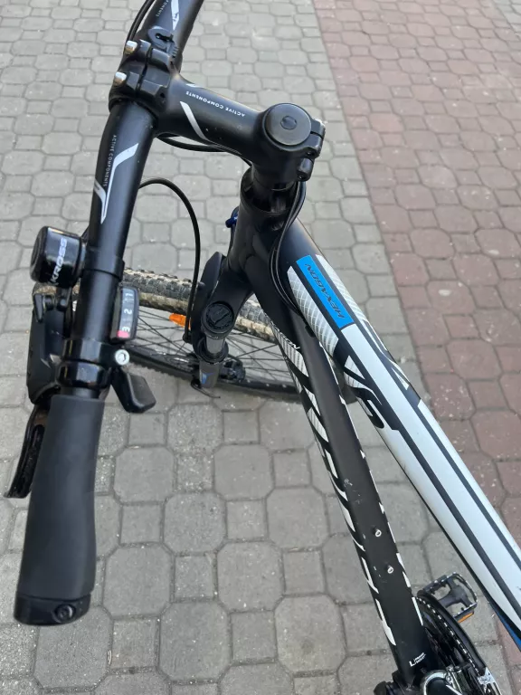 ROWER KROSS HEXAGON X6 RAMA 21 KOŁA 26