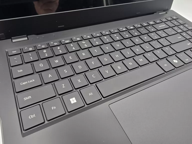 LAPTOP TECHBITE PIX 15.6 N5105 8GB 128GB JAK NOWY!