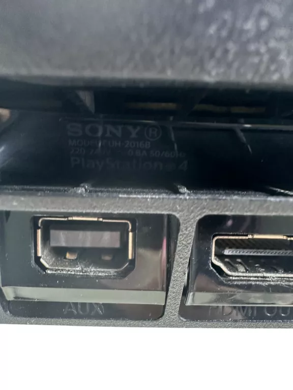 konsola-ps4-1tb-cuh-2016b-super-zestaw-waga-produktu-21